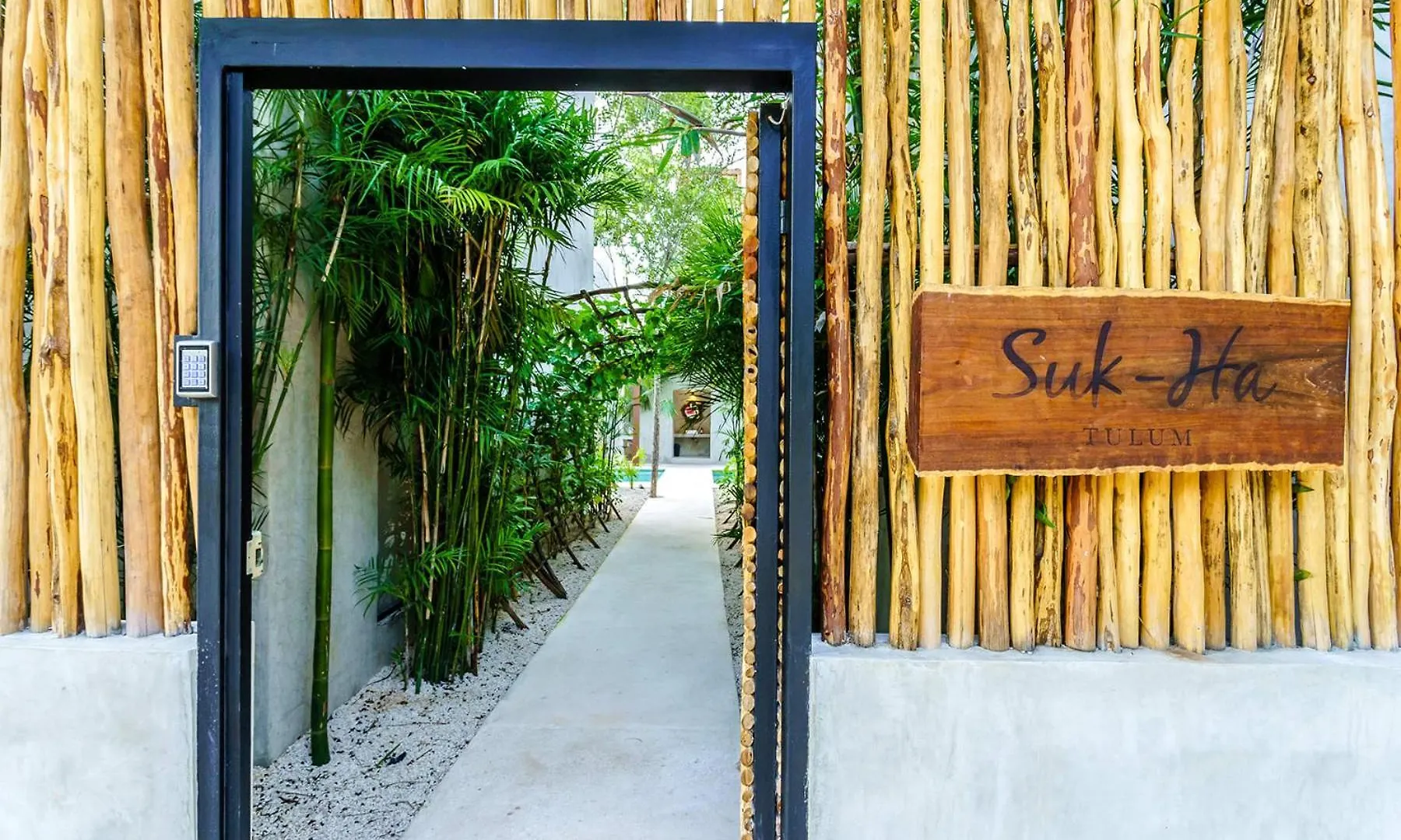 Eco-Sustainable Luxury Between Beach Hotspots & Tulum Town By Stella Rentals Apartment